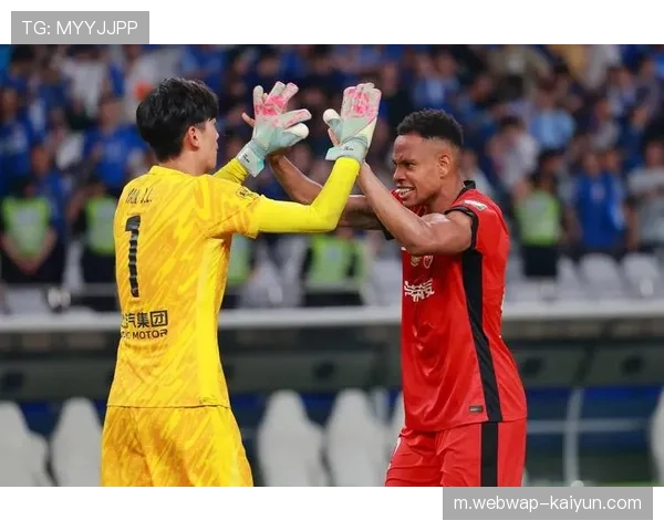 维塔尔中场攻防转换 海港巴西核心掌控比赛节奏